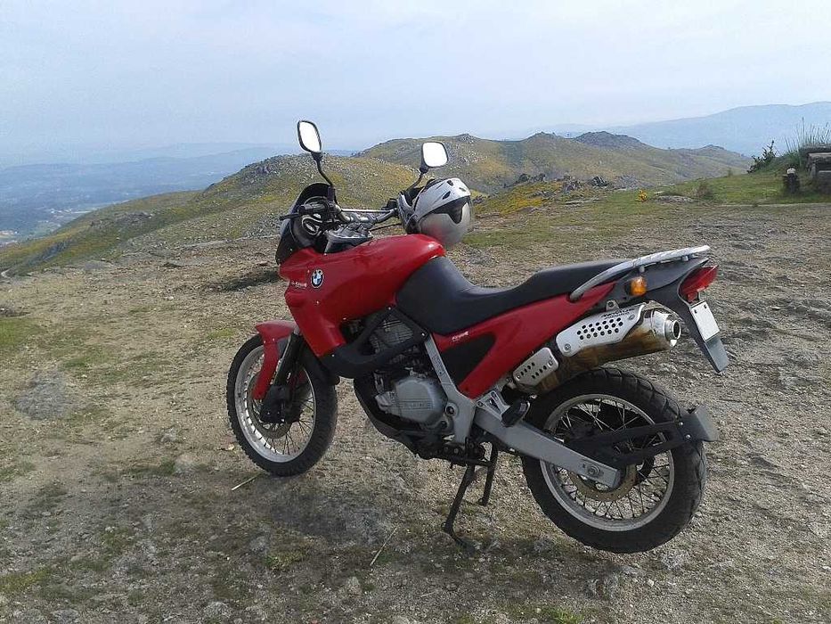 BMW F650 em bom estado