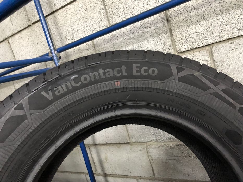 Літні шини 225/65 R16C (112/110T) CONTINENTAL