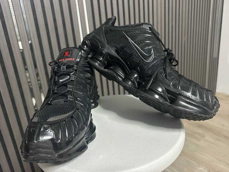 Nike Shox TL Czarny r.37,5