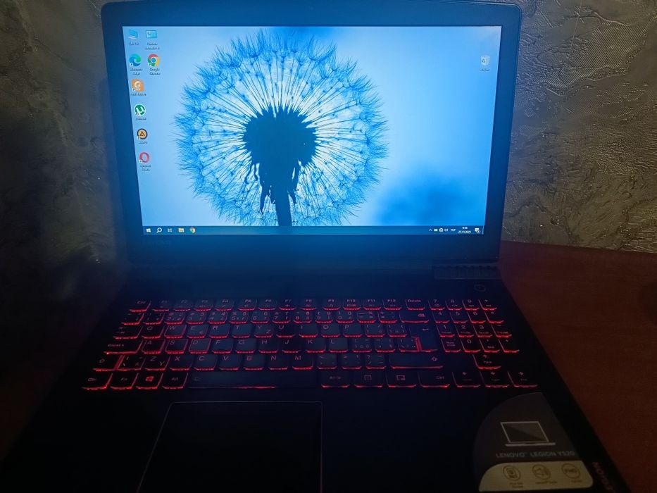 Ігровий потужний ноутбук  Lenovo Legion Y520