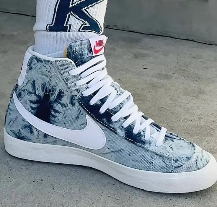 Кроссовки Nike Blazer mid 77