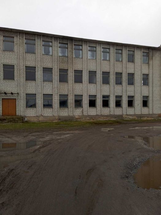 Виробничий комплекс консервного заводу в смт Іваничі Волинської обл.