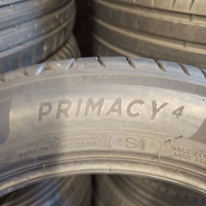 225/50/R17 Michelin Primacy 4