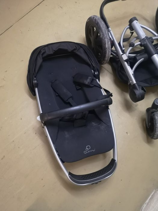Carrinho bebé Quinny