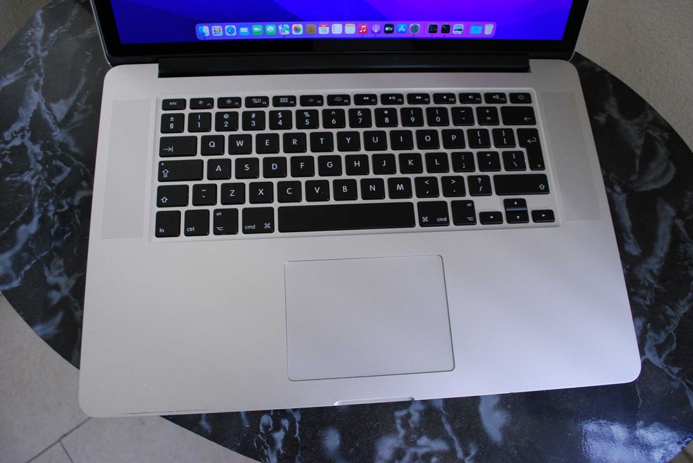 Ноутбук MacBook Pro 15'' MJLT2 2015 Core i7/16/512/Radeon R9, 2GB