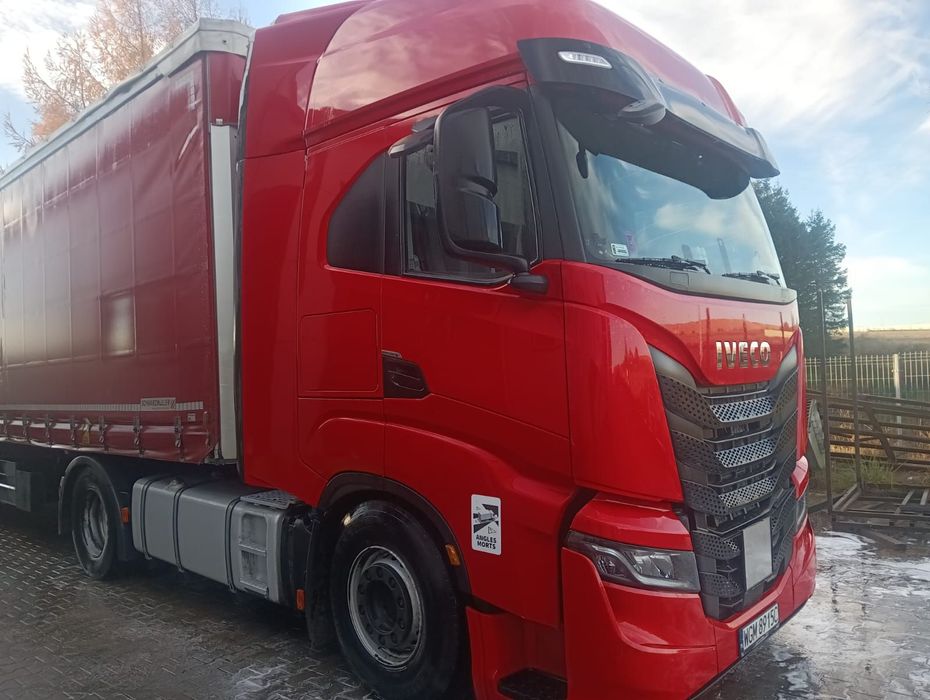 Iveco S-way  Iveco S-WAY po kontrakcje złotym