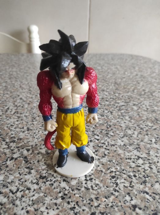Lote de Miniaturas e bonecos do Dragon Ball
