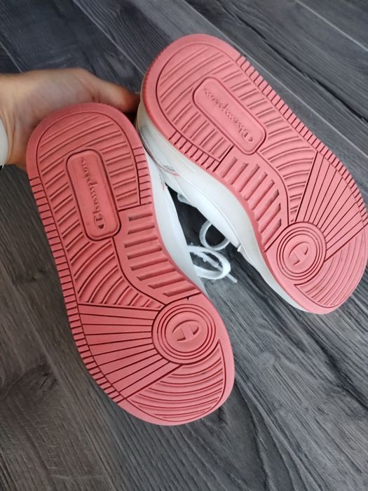 Кросівки, хайтопи для дівчинки