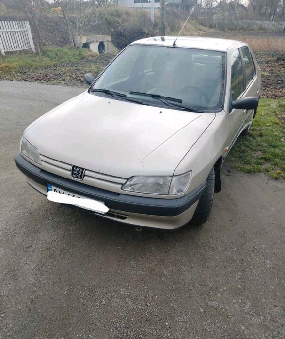 Продам Пежо 306.
