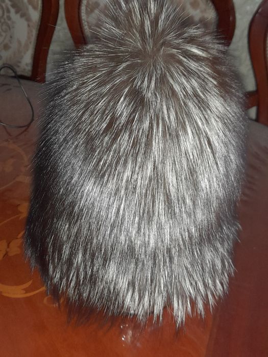 Продам шапку чернобурку .