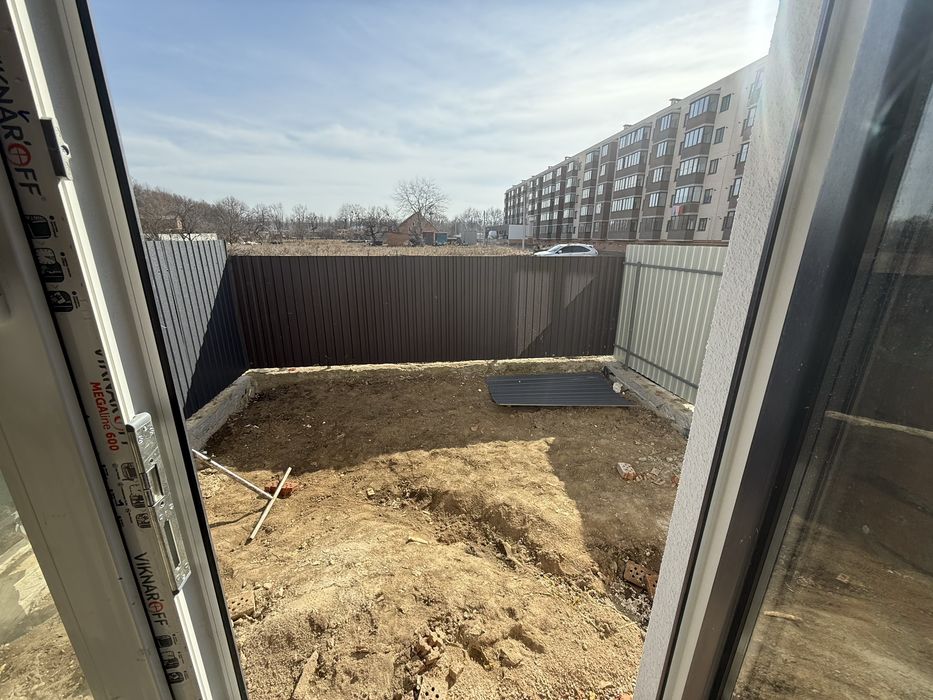 Продаж 2 поверхового таунхауса з ділянкою на 1.5 сотки, 72 кв. м,