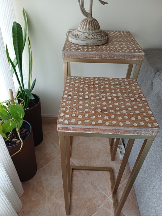 Conjunto de 2 mesas de apoio