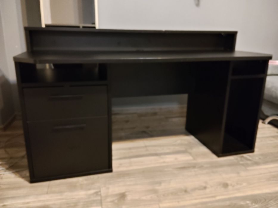 Biurko duże firmy Forte