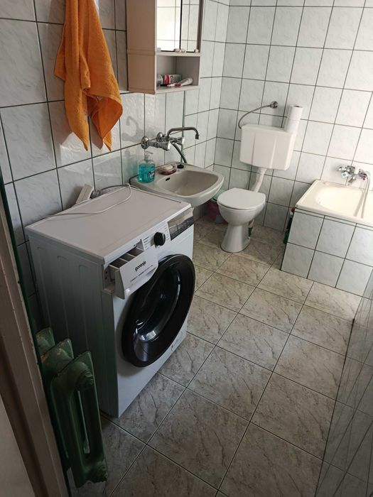 Sprzedam dom z budynkami gospodarczymi