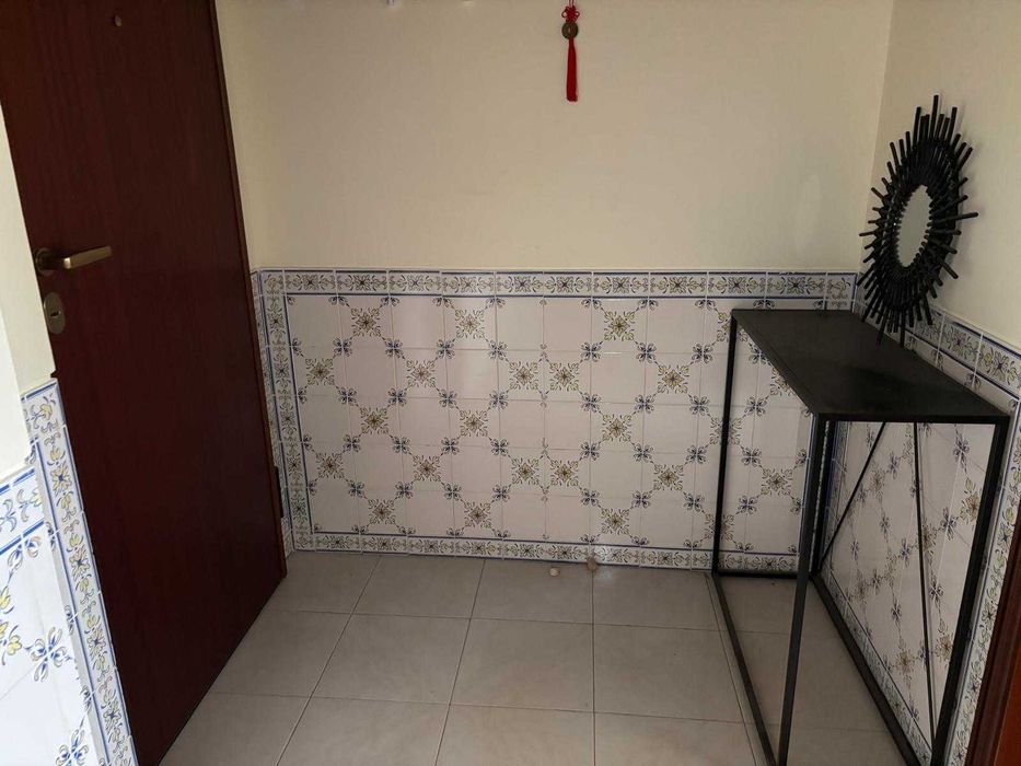 T2 Parque das Nações - Arrendamento, estacionamento e mobilado