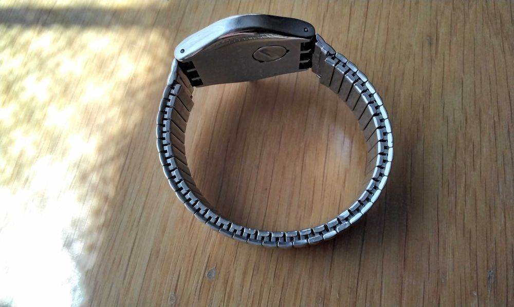 Годинник часы Swatch на запчастини