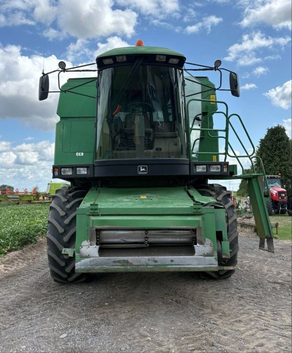 Комбаїн John deere 2256