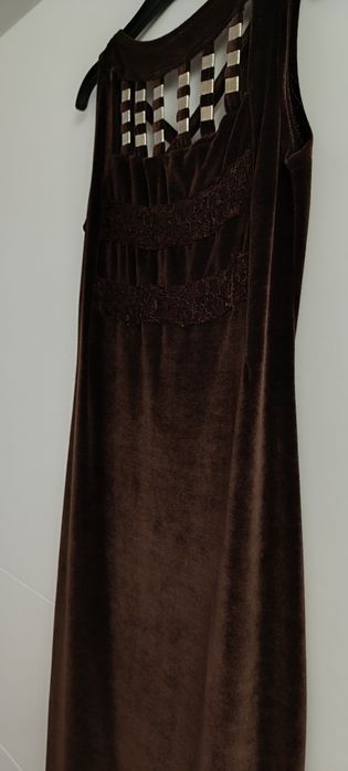 Vestido comprido, castanho veludo