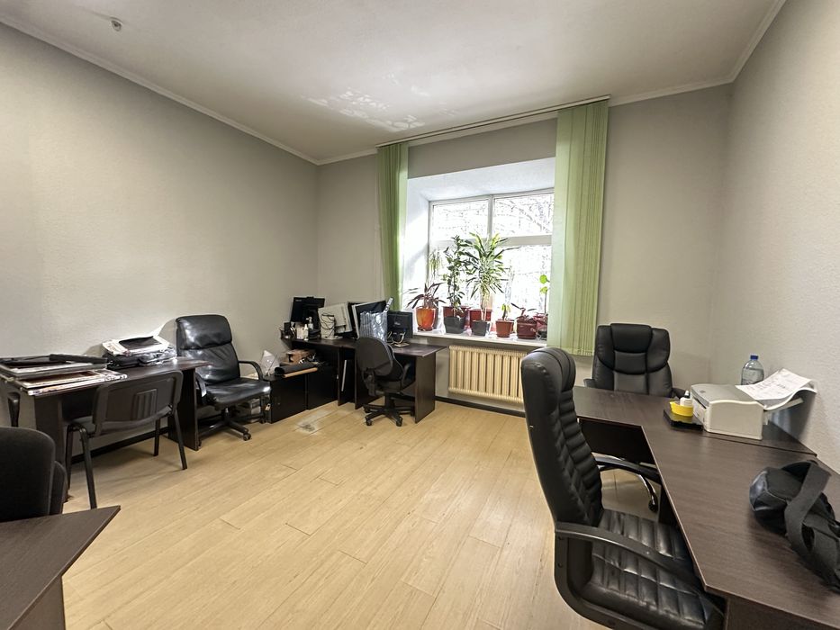 Без %! Оренда офісу з меблями в центрі, вул. Костельна (70 кв.м.)