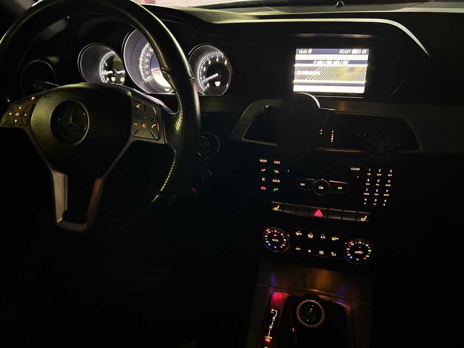 Mercedes-Benz C-Class 2012