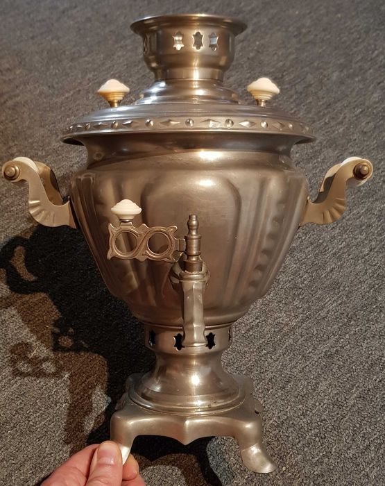 Stary samowar elektryczny, ZSRR