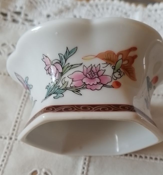 Saleiro em porcelana NG