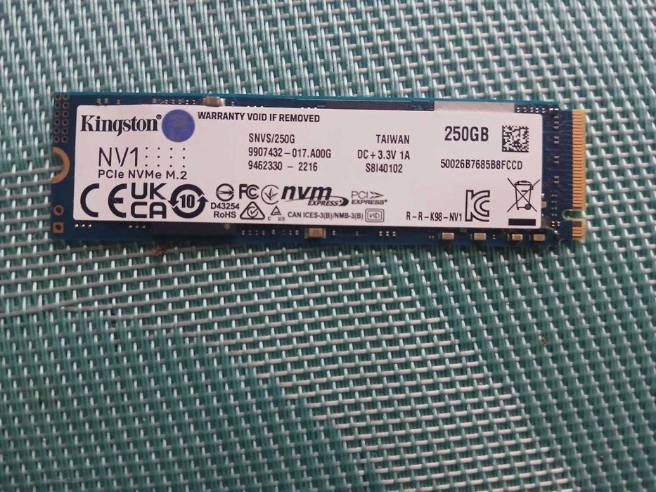 SSD Kingston NV1 M.2 NVMe 250 ГБ