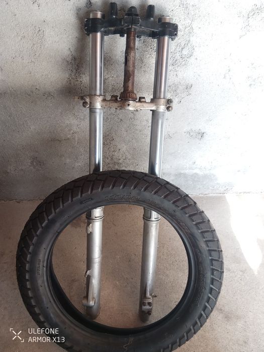 Yamaha DTR 125 suspensão