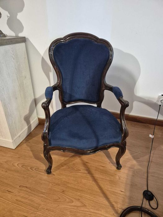 Cadeirão antigo totalmente restaurado