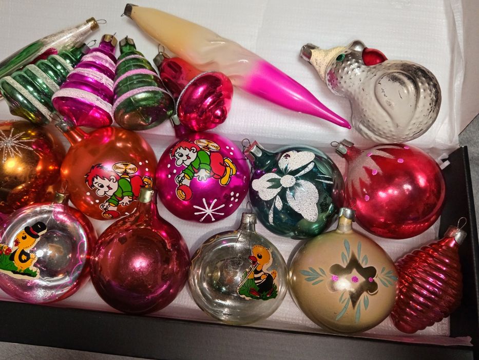 Набір радянських новорічних іграшок