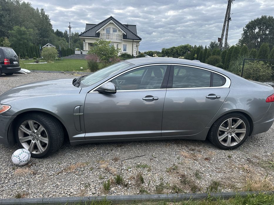 Jaguar XF 3.0d Uszkodzony silnik