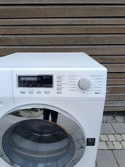 Сушильна машина Miele TKL450WP