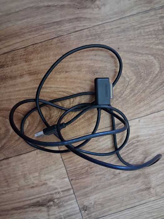Kabel TomTom stan bdb, oryginał