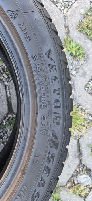 215/45r16 90V Goodyear Vector 4Seasons gen-2 z 2020r ładne.