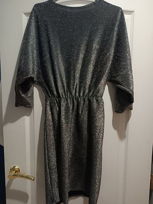 РАСПРОДАЖА! РОЗПРОДАЖ. Плаття, великій вибір. Різні розміри і фасони.