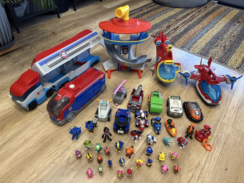 Psi Patrol  – DUŻY ZESTAW: wieża, pojazdy, samolot,łódź podwod,figurki