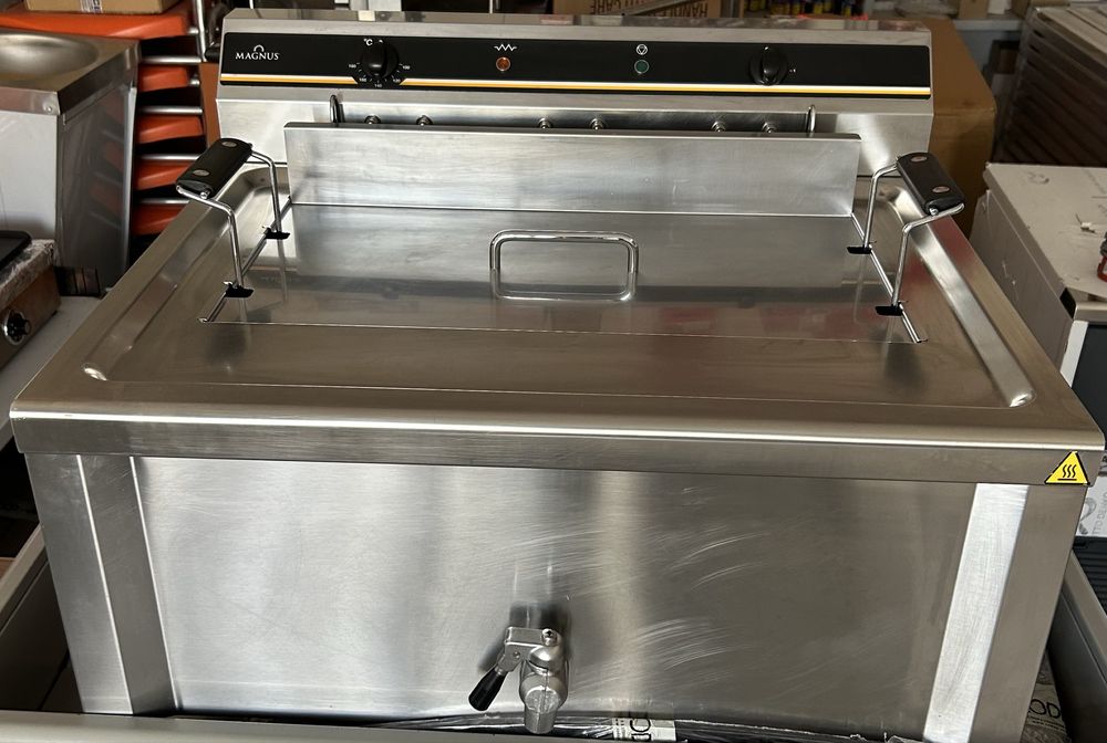 Fritadeira Industrial elétrica 20 Litros SEMI-NOVA