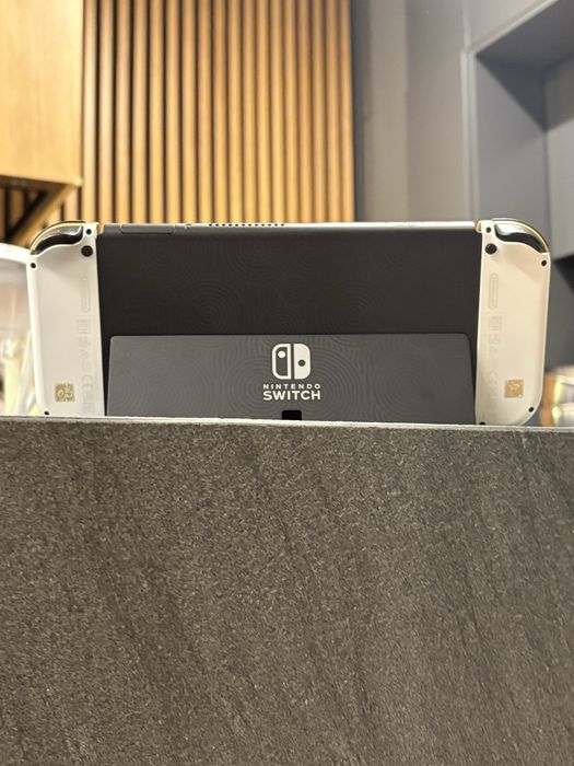 Nintendo Switch Oled  Super Zestaw Jak Nowe