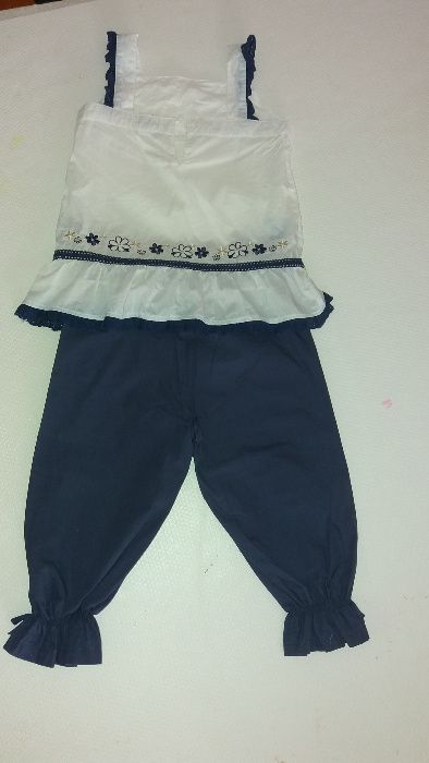 Conjunto fato de cerimónia de menina azul e branco para cerca 6 anos