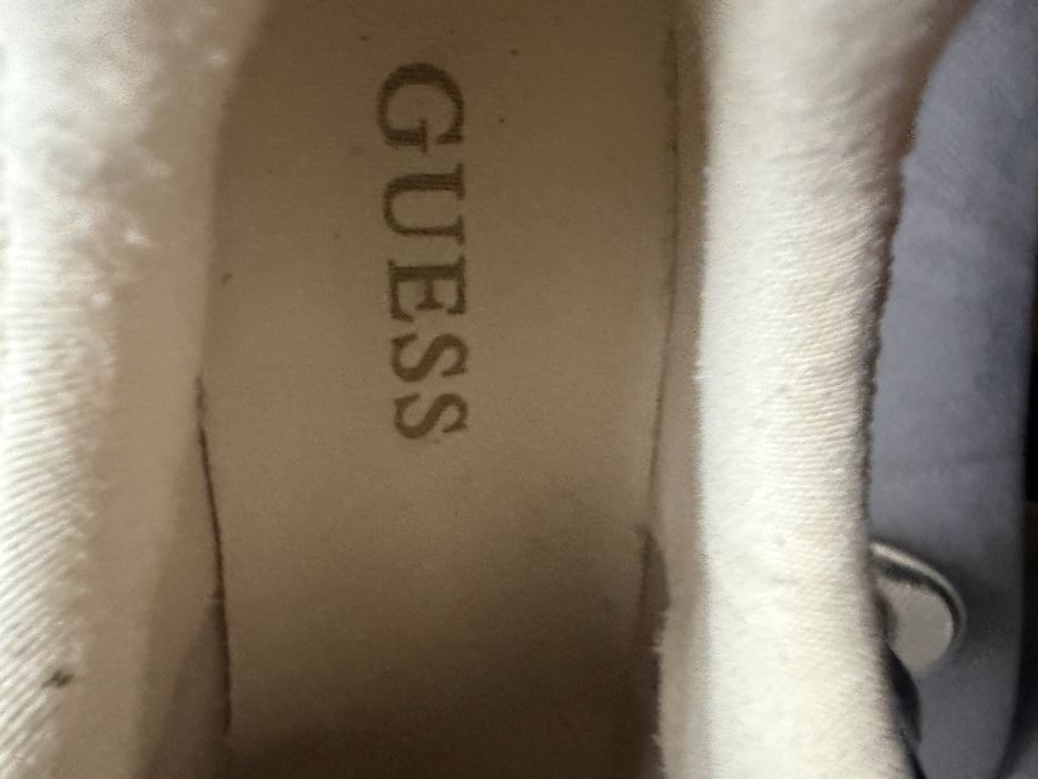 Buty damskie Guess