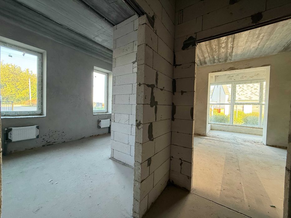 продам 2х кімнатну 67м2, 1 поверх, с. Зазим'я вул. Київська 10В , ЖК Desna Park Residence