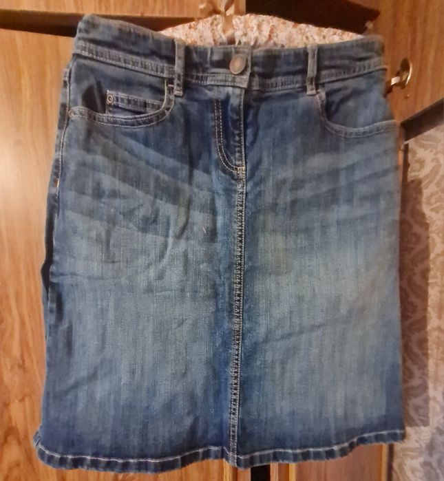 Джинсова юбка жіноча