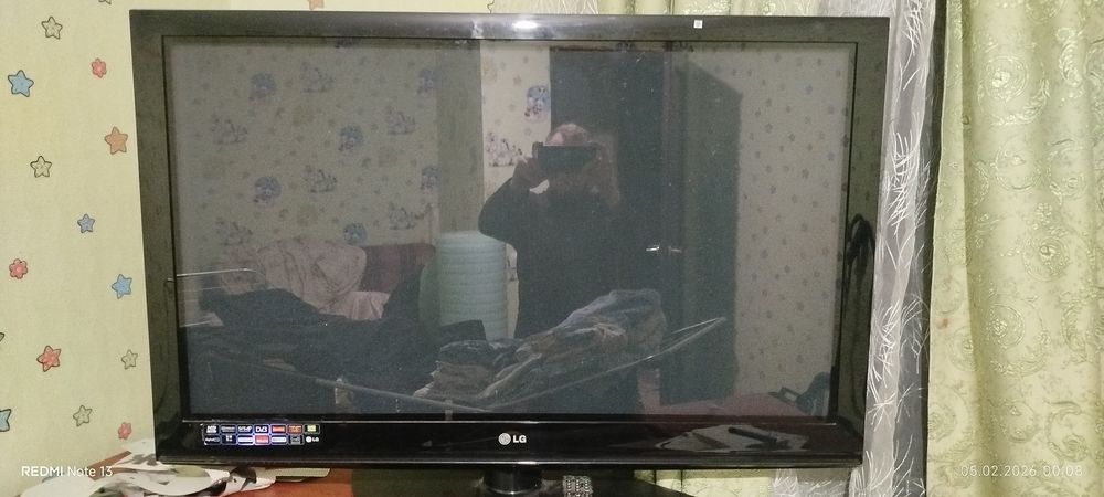 Продается LG  42