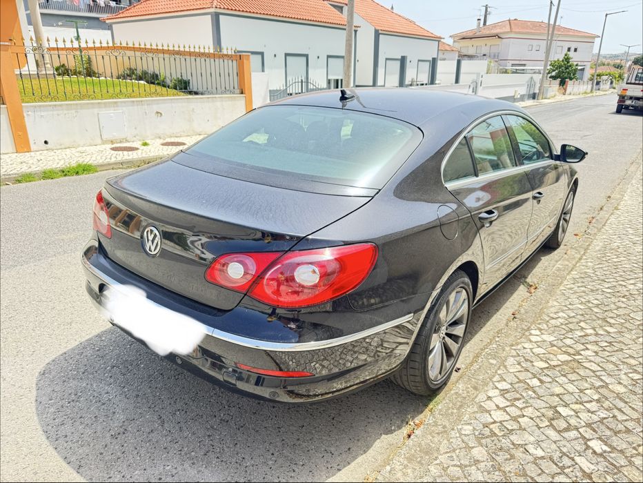 Volkswagen Passat CC foto 2