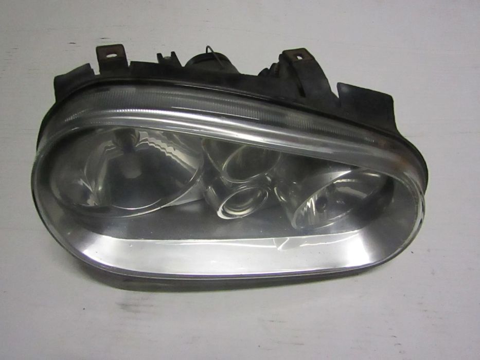 Farol VW GOLF  4 (ver descrição)