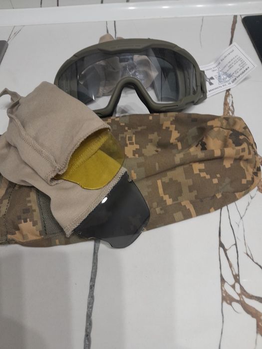 Очки военные противоосколочные.