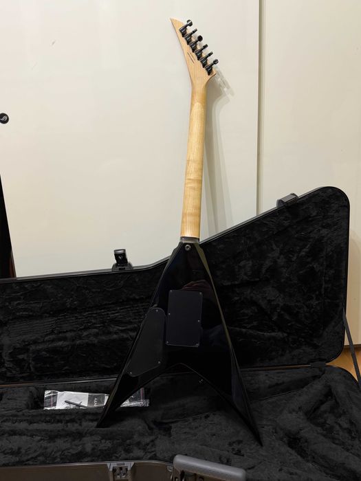 Jackson Pro Series KIng V
