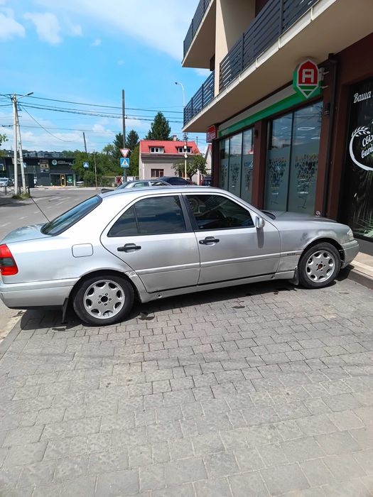 Mercedes Benz 180 C