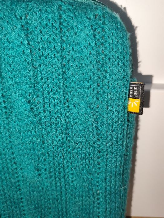 Etui na laptopa, 16cali, case logic, sweter, turkusowe