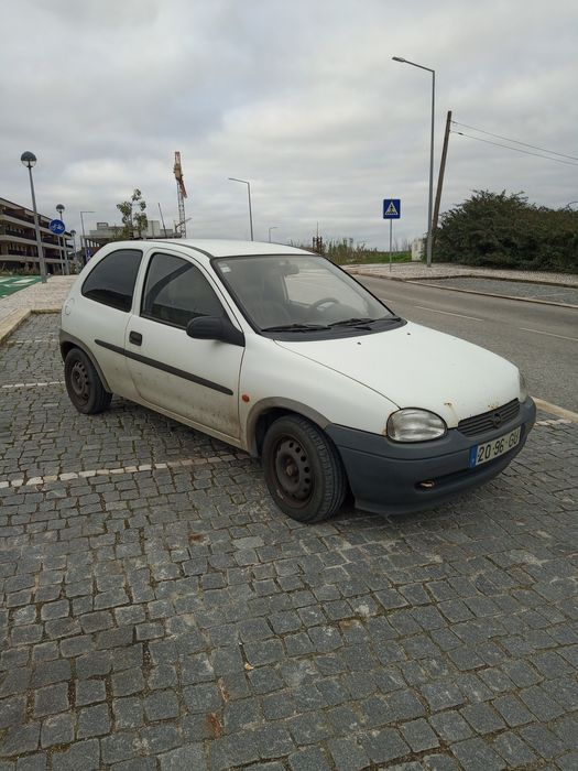 Opel Corsa B 1.7D (Motor Isuzu)